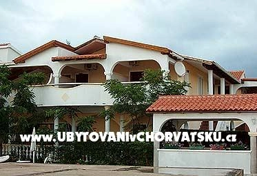 Apartmani Kerovec - Nin